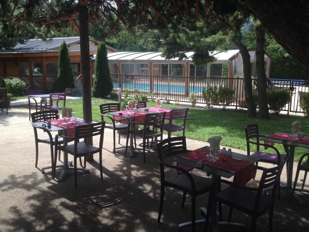 Logis Hotel Le Lac Embrun Exterior photo