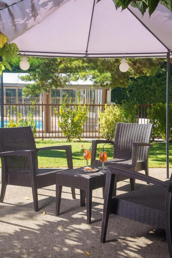 Logis Hotel Le Lac Embrun Exterior photo