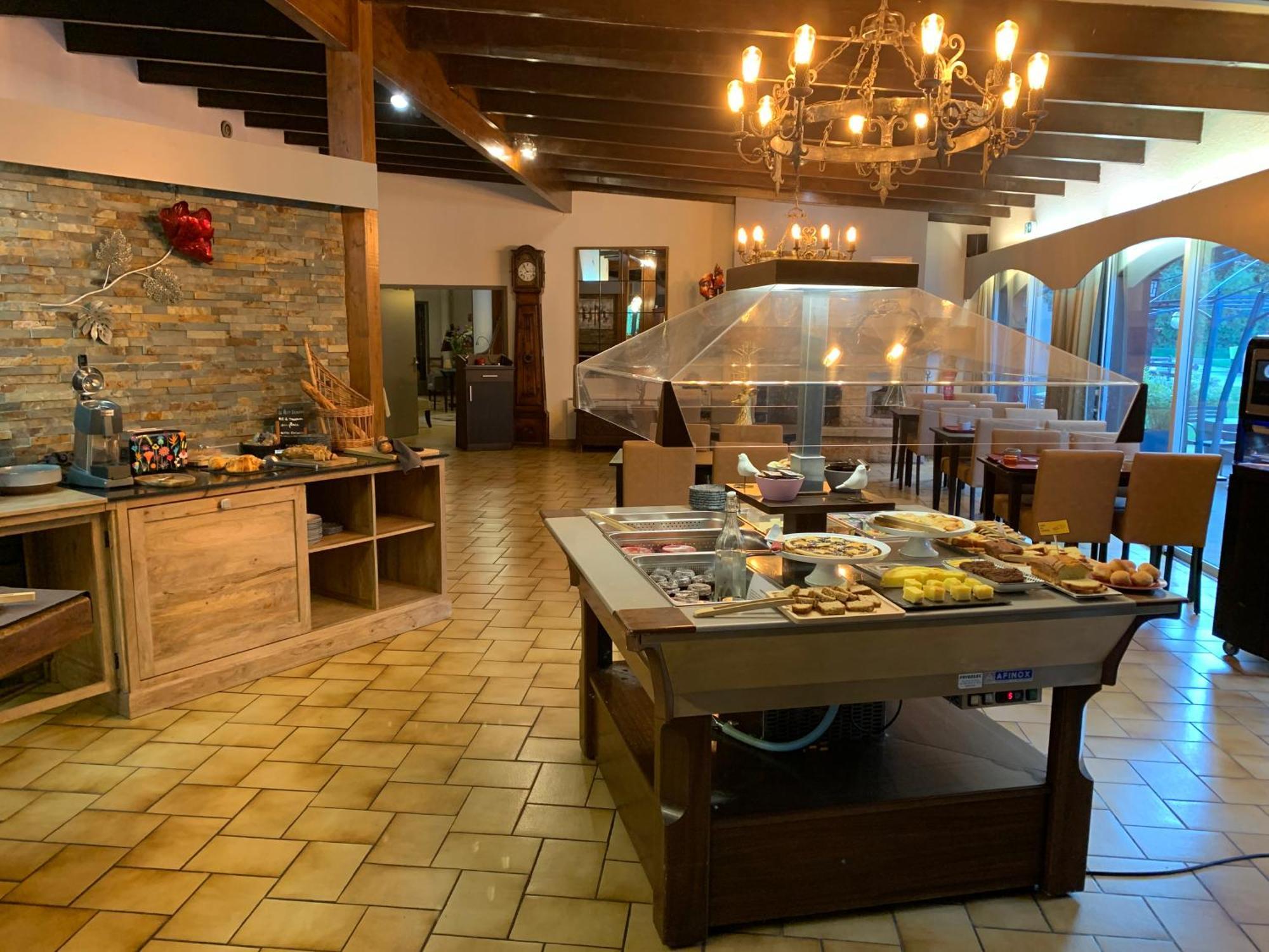 Logis Hotel Le Lac Embrun Exterior photo