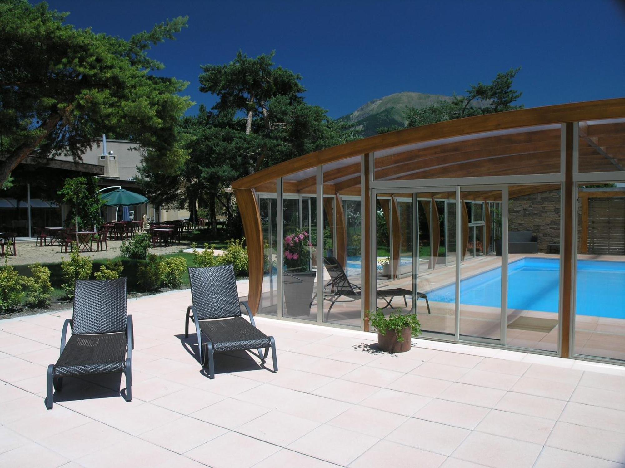 Logis Hotel Le Lac Embrun Exterior photo